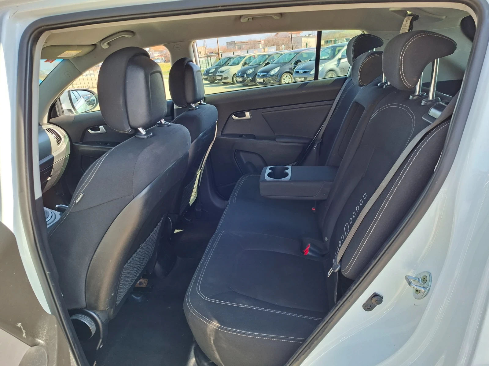 Kia Sportage 1, 7 crdi - изображение 10