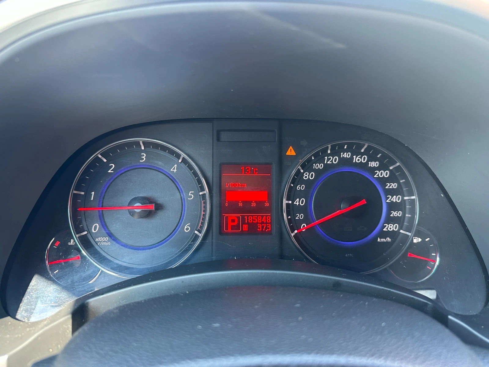 Infiniti Fx 30 V6 GT, снимка 13 - Автомобили и джипове - 53746050