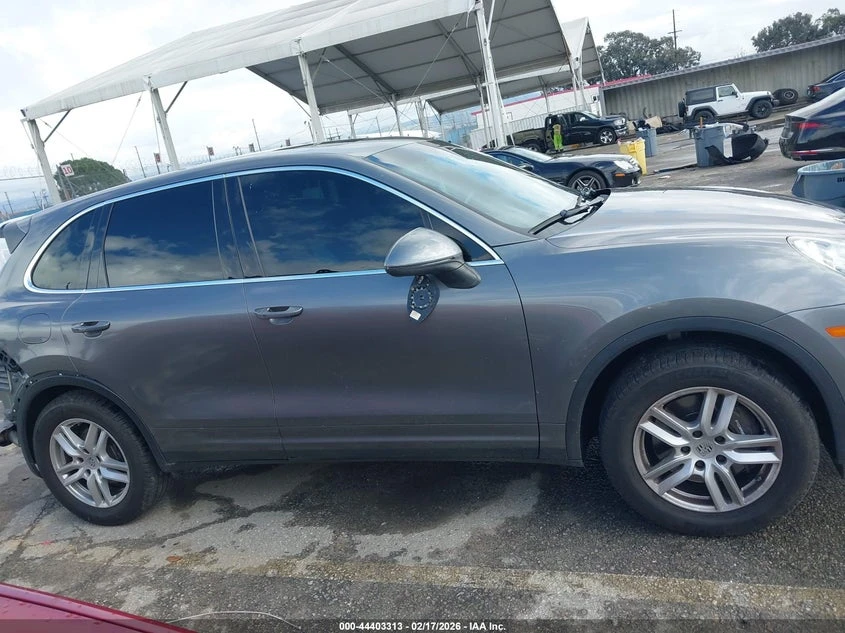 Porsche Cayenne 3.6l, снимка 13 - Автомобили и джипове - 53953886