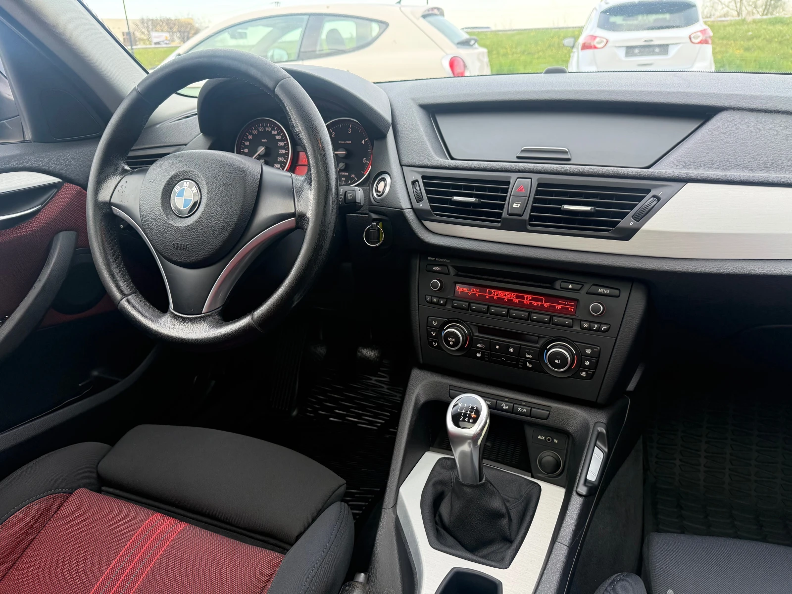 BMW X1 20d, X-drive, 177кс, снимка 12 - Автомобили и джипове - 54165459