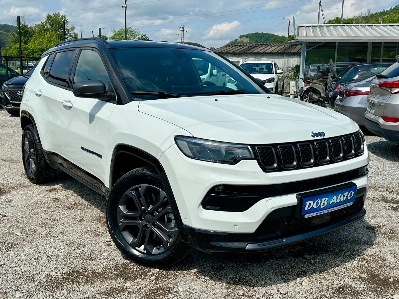 Jeep Compass 4XE-PLUG-IN-HYBRID-4x4-ДИСТРОНИК-КАМЕРА-САМОПАРКИР, снимка 8 - Автомобили и джипове - 54801657