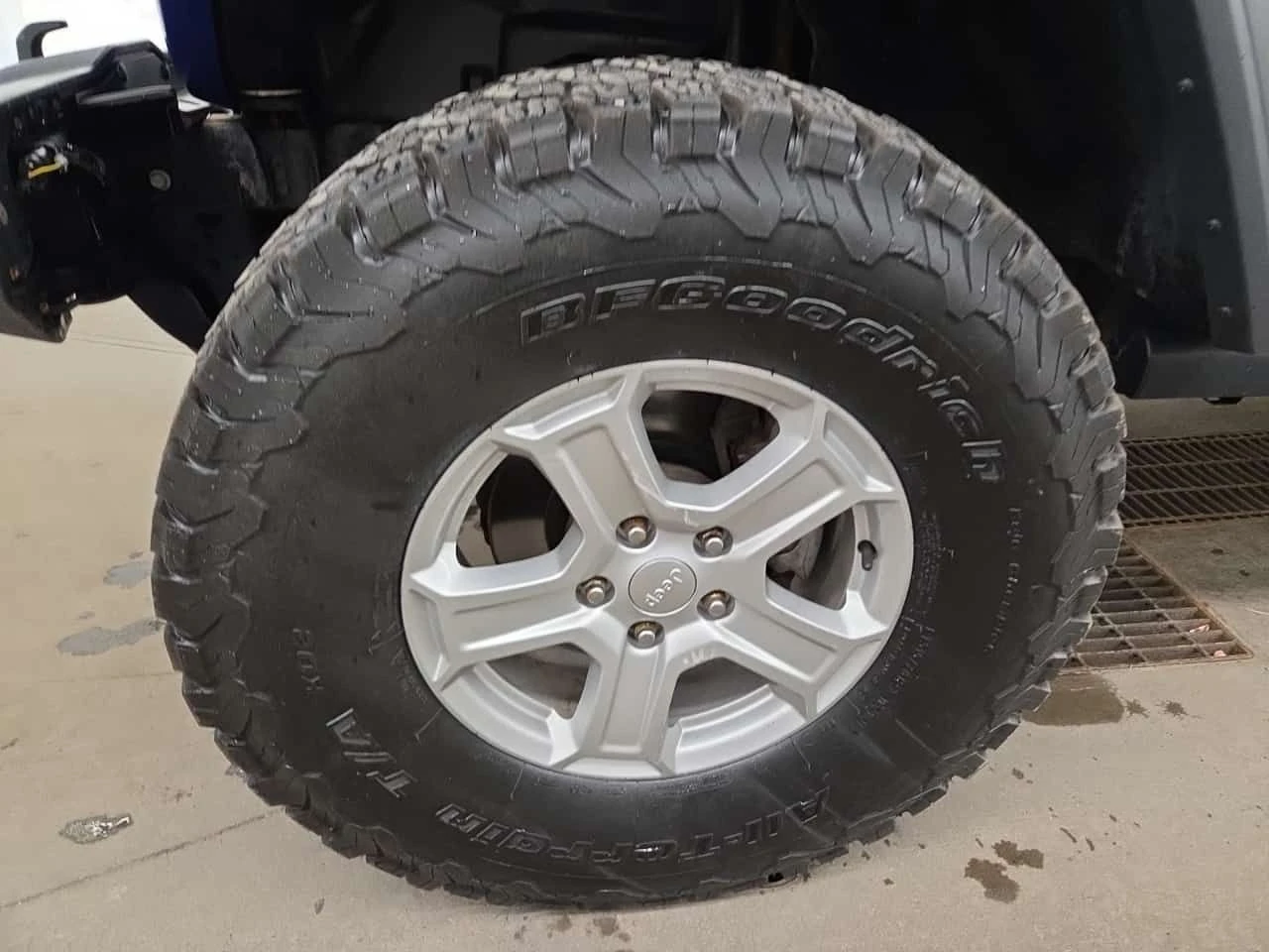 Jeep Wrangler SPORT S/CARFAX/ФИНАНСИРАНЕ, снимка 17 - Автомобили и джипове - 54859911