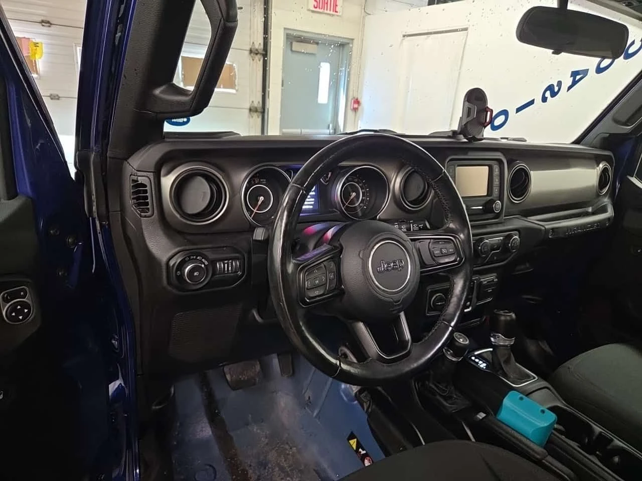 Jeep Wrangler SPORT S/CARFAX/ФИНАНСИРАНЕ, снимка 11 - Автомобили и джипове - 54859911