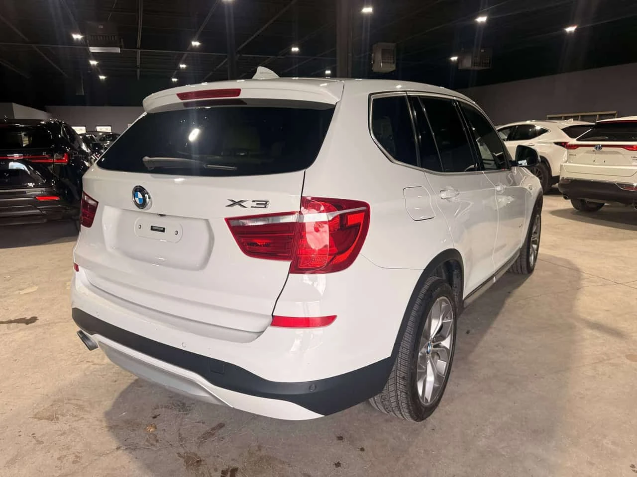BMW X3 * xDrive * CARFAX * ЦЕНА ДО БГ, снимка 7 - Автомобили и джипове - 54935181
