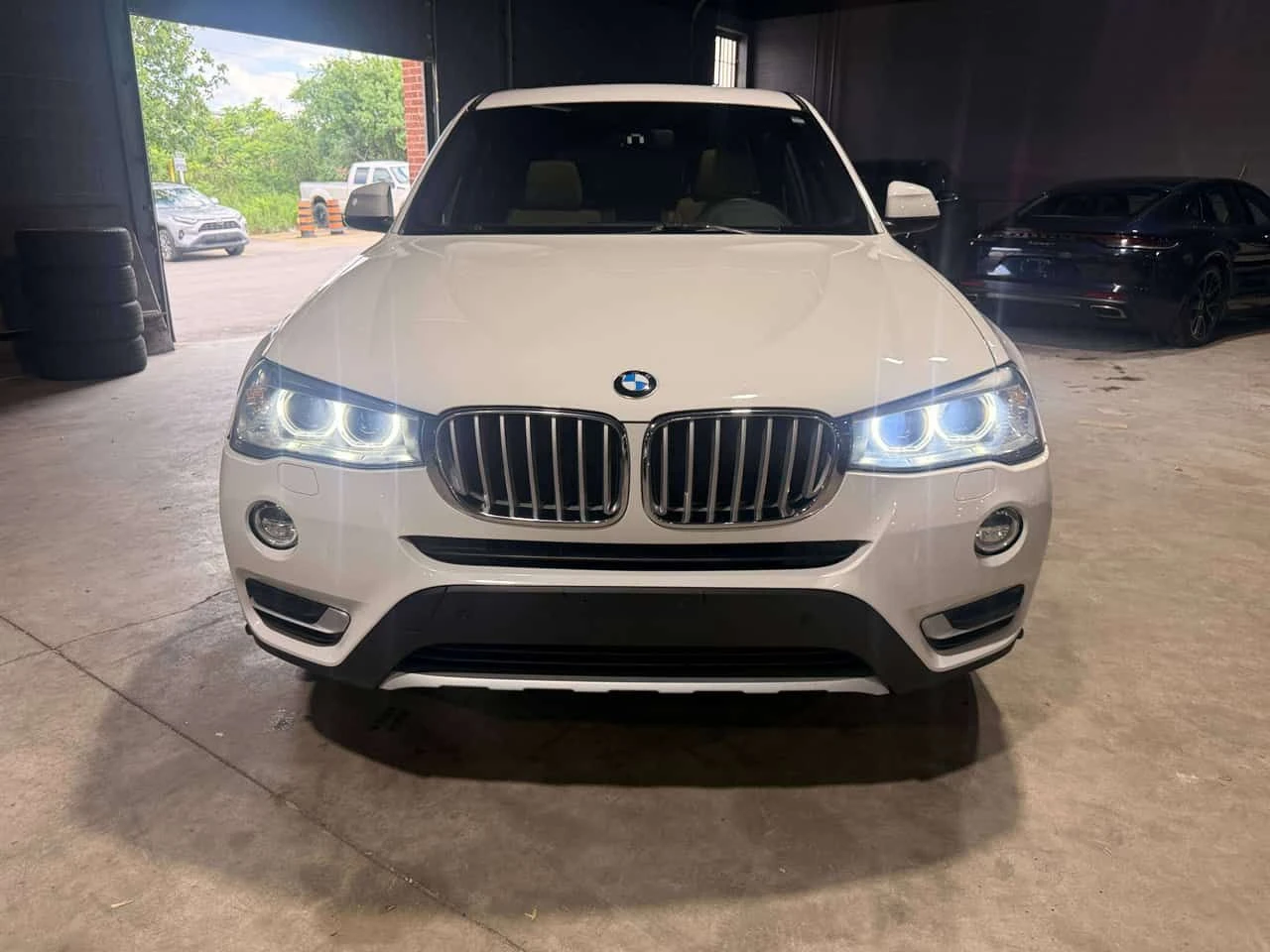 BMW X3 * xDrive * CARFAX * ЦЕНА ДО БГ, снимка 2 - Автомобили и джипове - 54935181