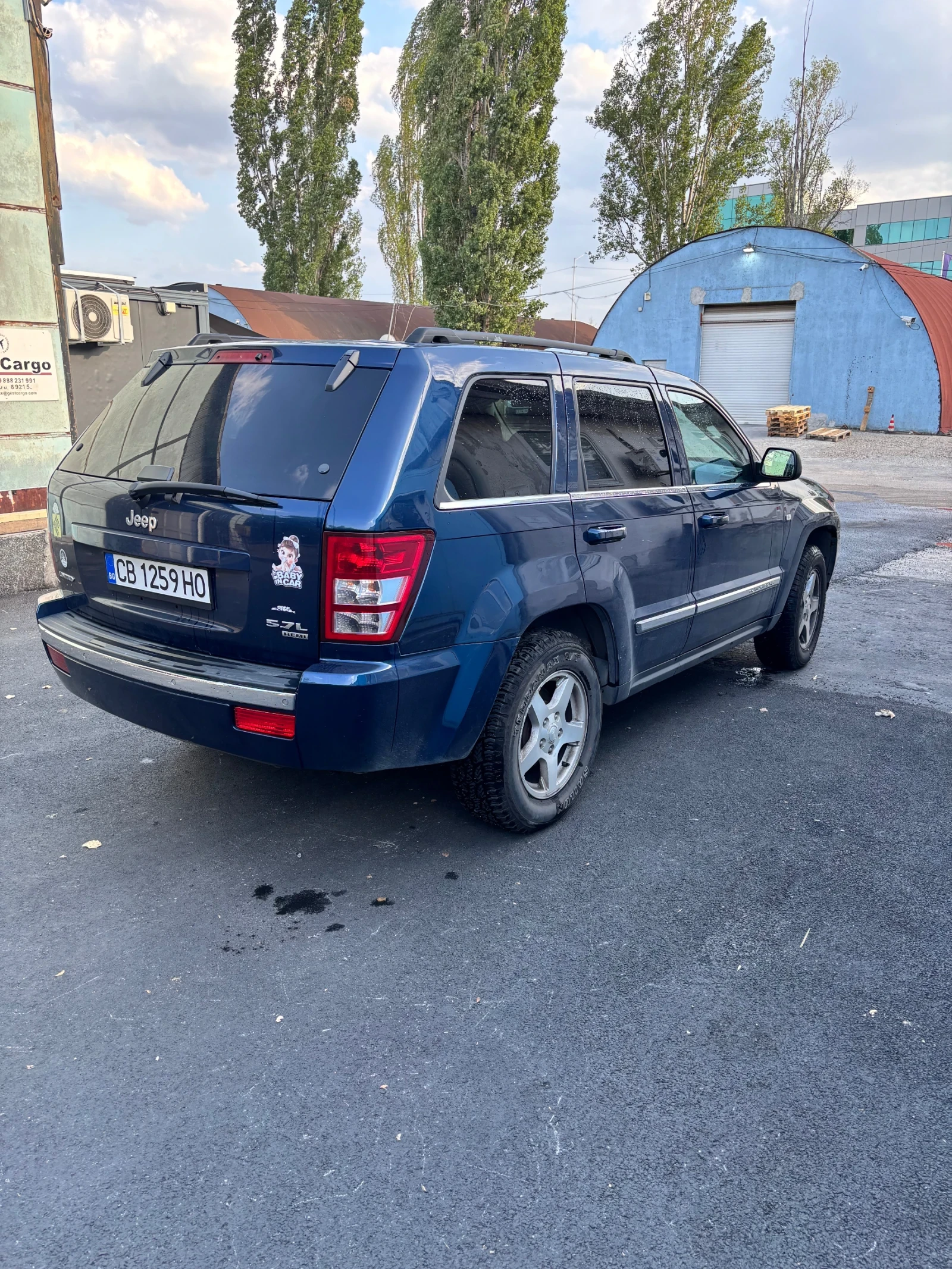 Jeep Grand cherokee 5.7 HEMI, снимка 4 - Автомобили и джипове - 55896197