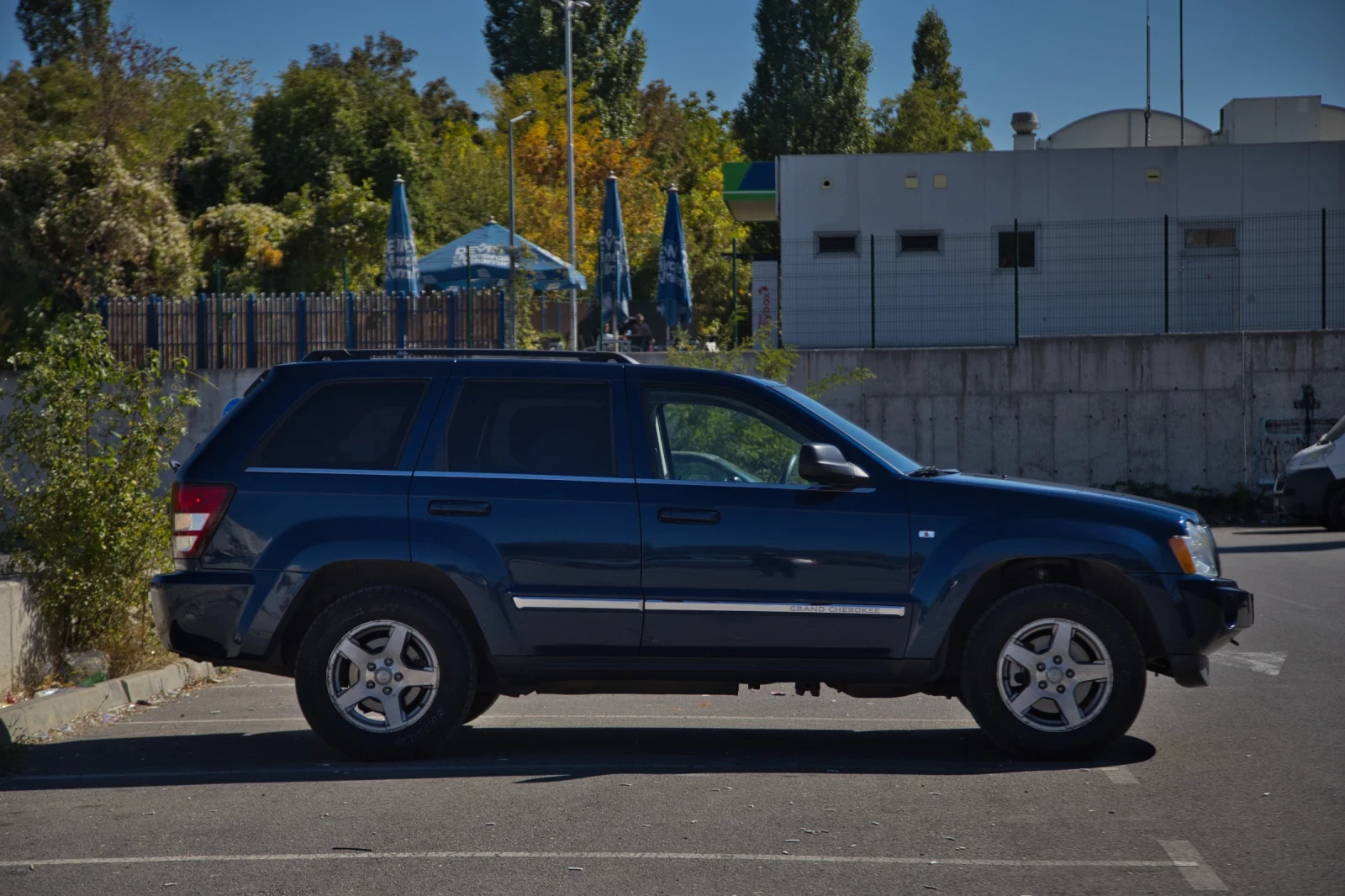 Jeep Grand cherokee 5.7 HEMI, снимка 4 - Автомобили и джипове - 56048283