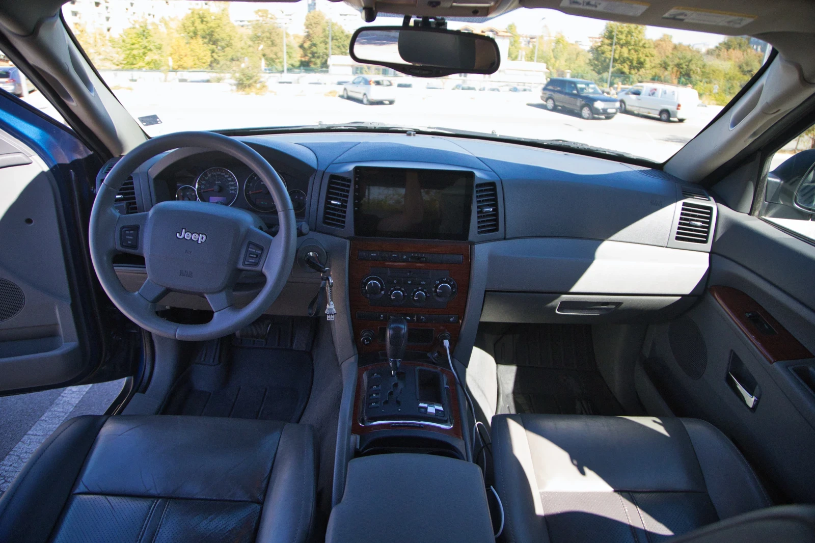 Jeep Grand cherokee 5.7 HEMI, снимка 9 - Автомобили и джипове - 56048283