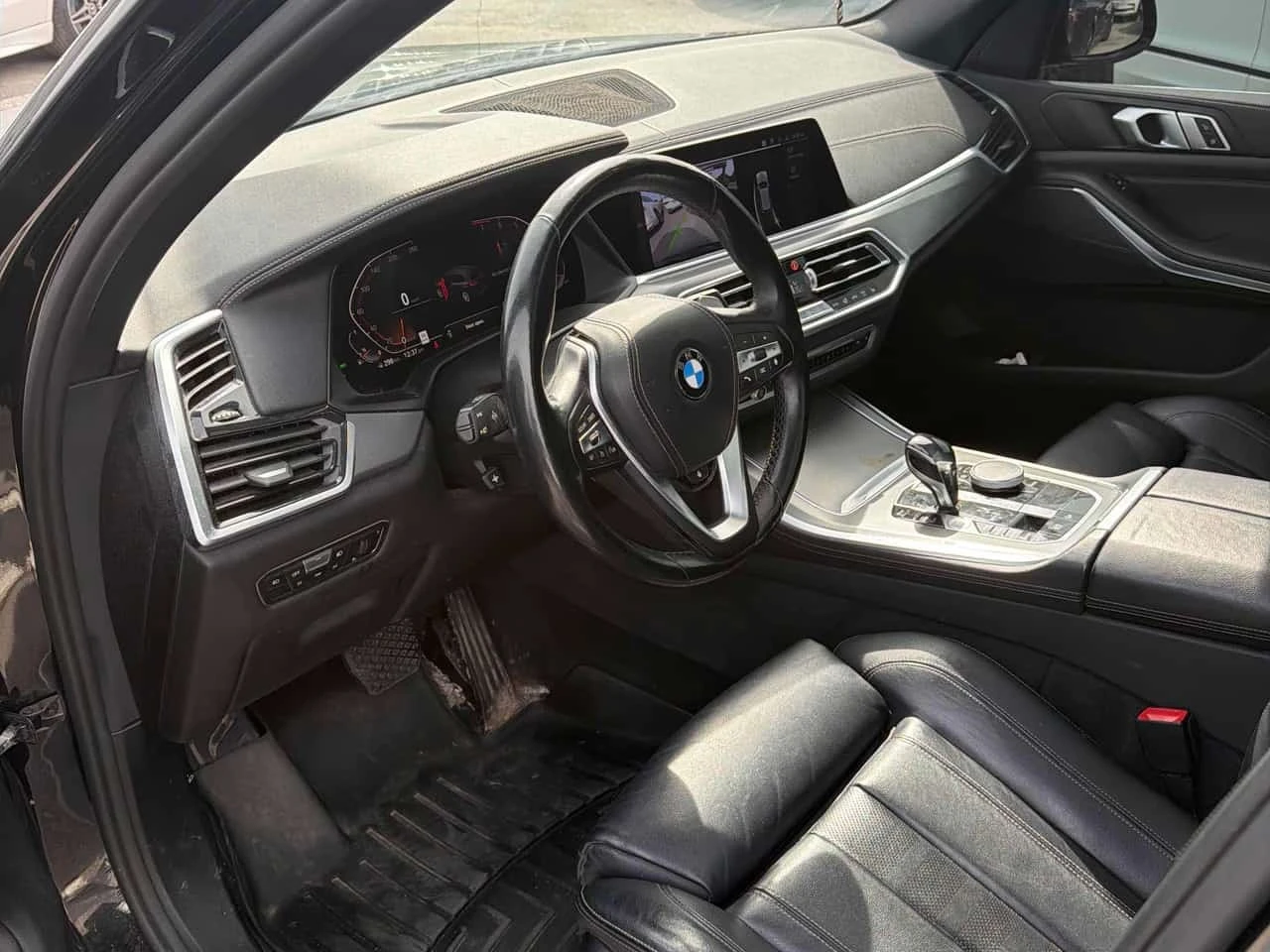 BMW X5 xDrive40i / 360 / Carfax / Автокредит , снимка 5 - Автомобили и джипове - 56170166