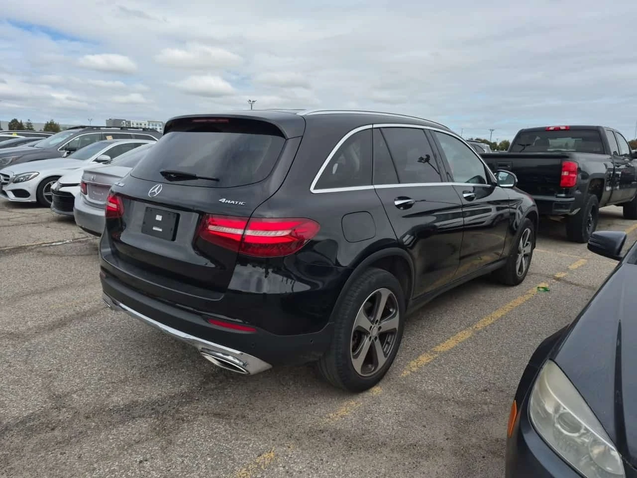 Mercedes-Benz GLC * 4matic * ПОДГРЕВ * CARFAX * , снимка 3 - Автомобили и джипове - 56324780