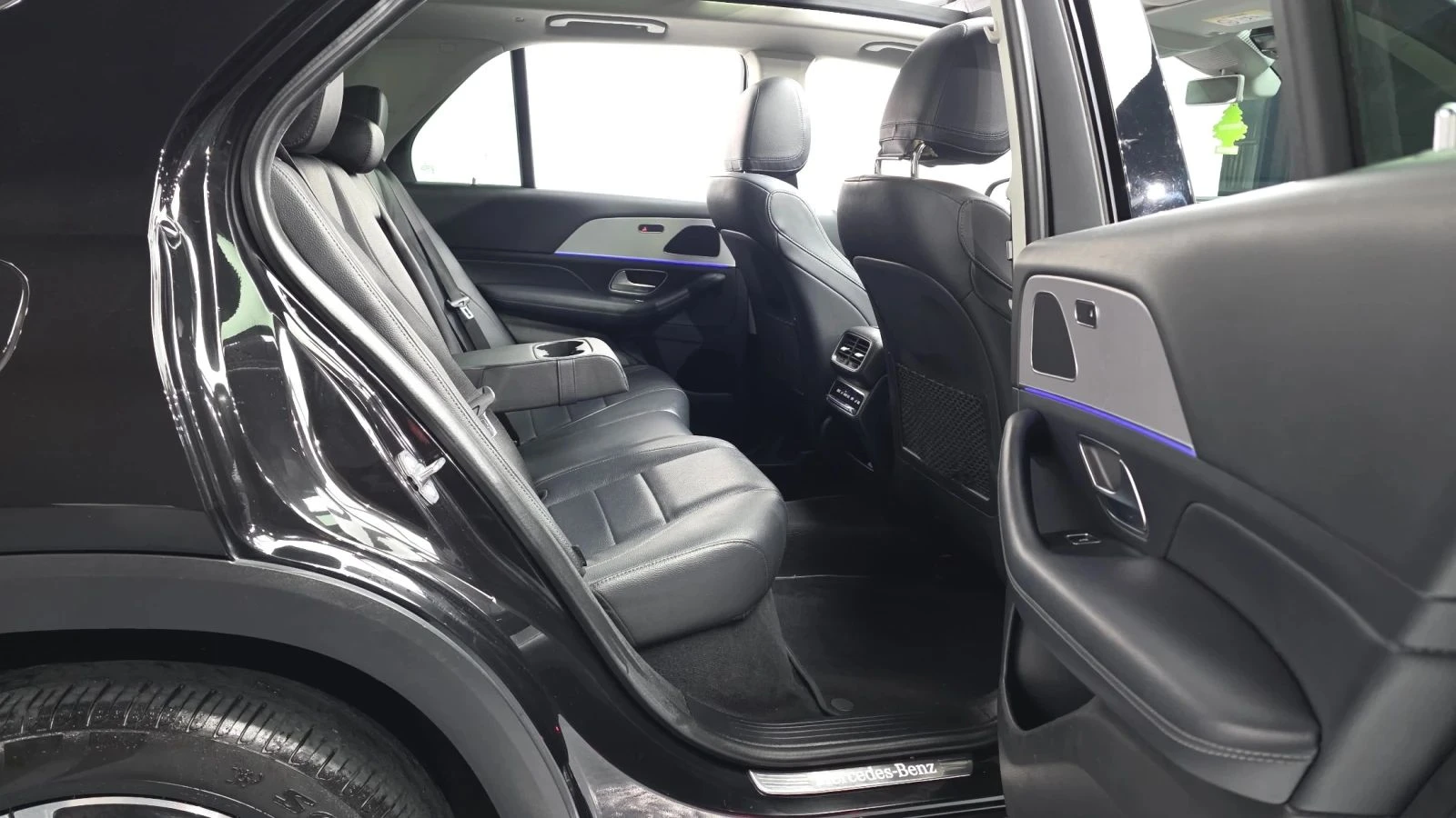 Mercedes-Benz GLE 300, снимка 8 - Автомобили и джипове - 56738434
