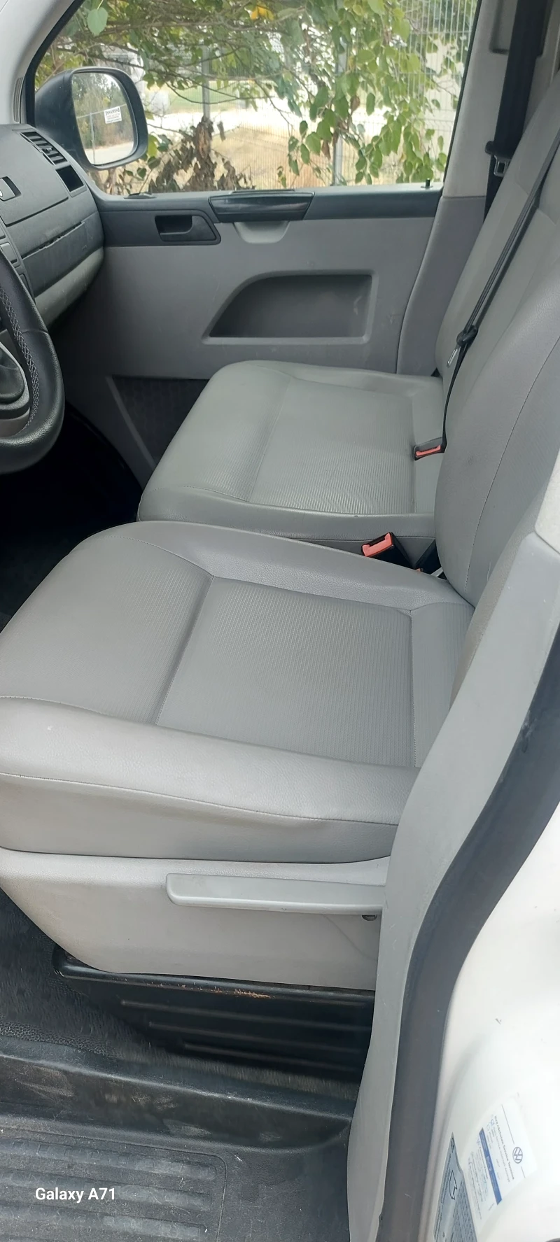 VW T5, снимка 8 - Бусове и автобуси - 52451802