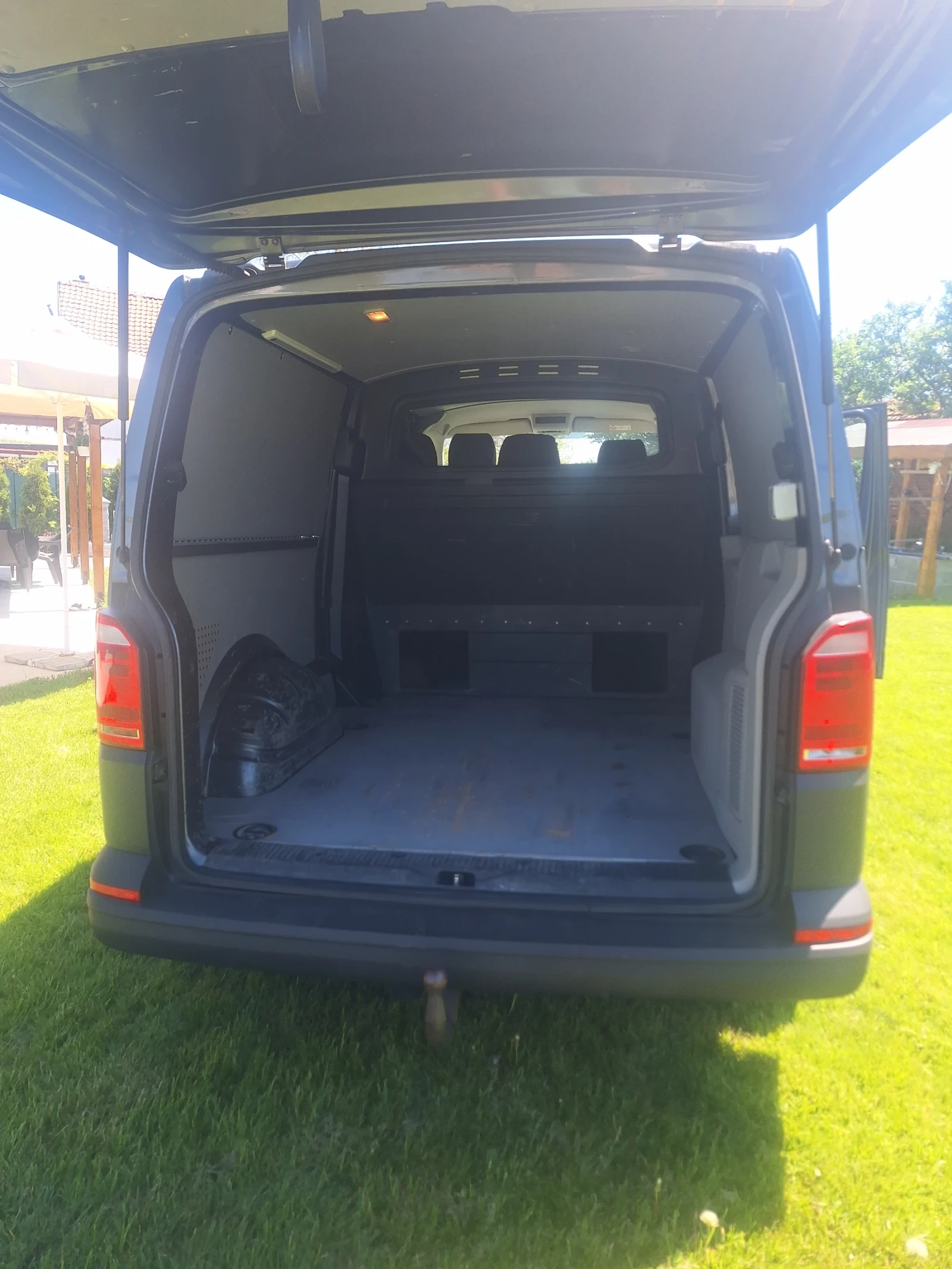 VW Transporter T6, снимка 11 - Бусове и автобуси - 54329390