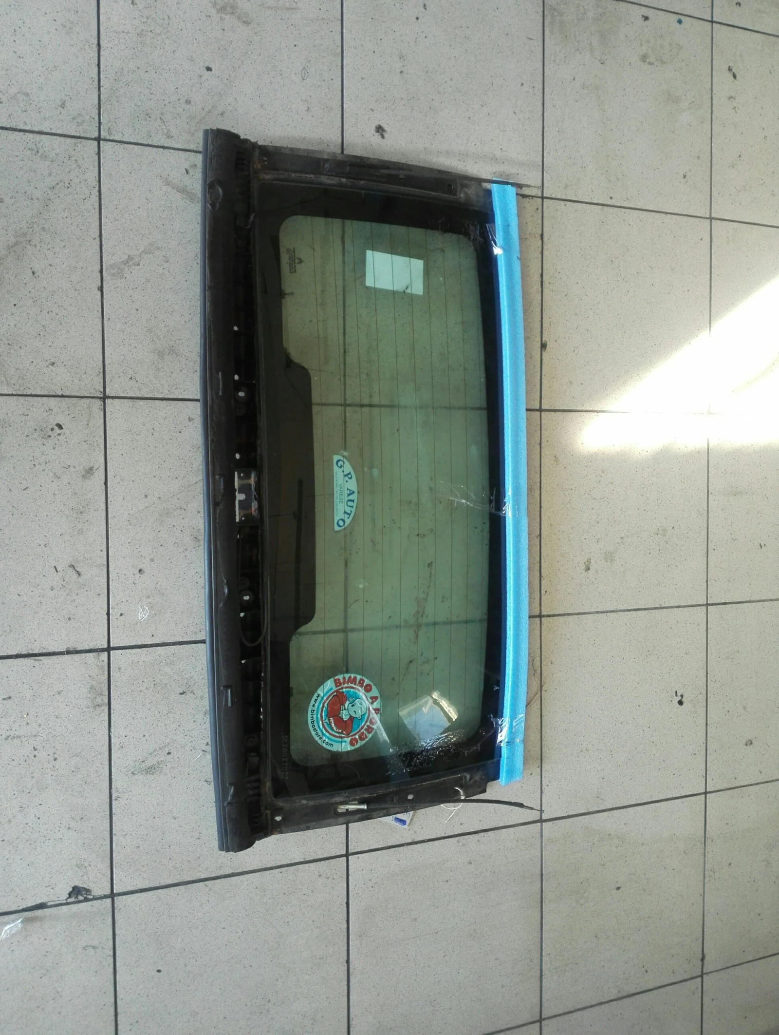 ������ ����� ����� ������� �3 ������� | Mobile.bg � ����������� 1