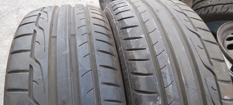 Гуми Летни 205/45R17, снимка 1 - Гуми и джанти - 30582366