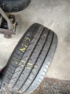 Гуми Летни 245/40R18, снимка 1 - Гуми и джанти - 49414573