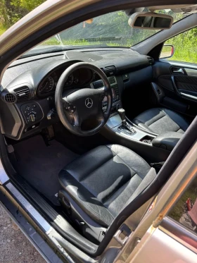 Mercedes-Benz C 220, снимка 8