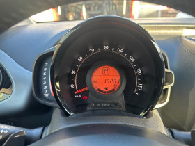 Toyota Aygo 1.0 vvt-i automat 16000км., снимка 11 - Автомобили и джипове - 44246189