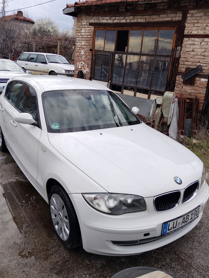BMW 120, снимка 2 - Автомобили и джипове - 45300511