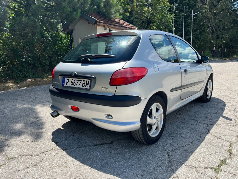 Peugeot 206 1.6i, снимка 5 - Автомобили и джипове - 47108487