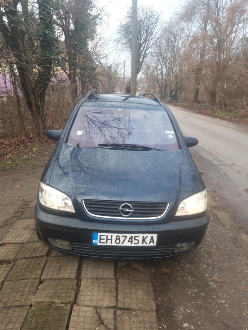 Opel Zafira, снимка 1 - Автомобили и джипове - 48388171