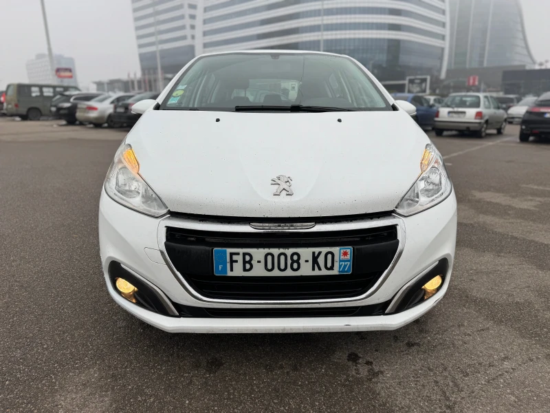 Peugeot 208 1.5e-HDI-6ск-NAVI-5 места, снимка 2 - Автомобили и джипове - 48720109