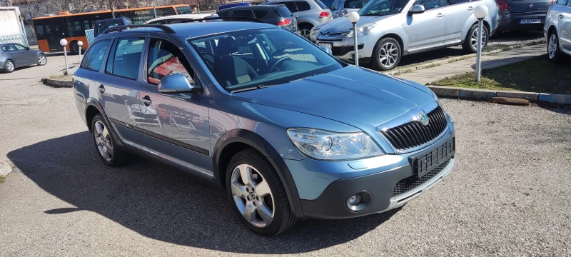 Skoda Octavia SCOUT, снимка 6 - Автомобили и джипове - 49375419