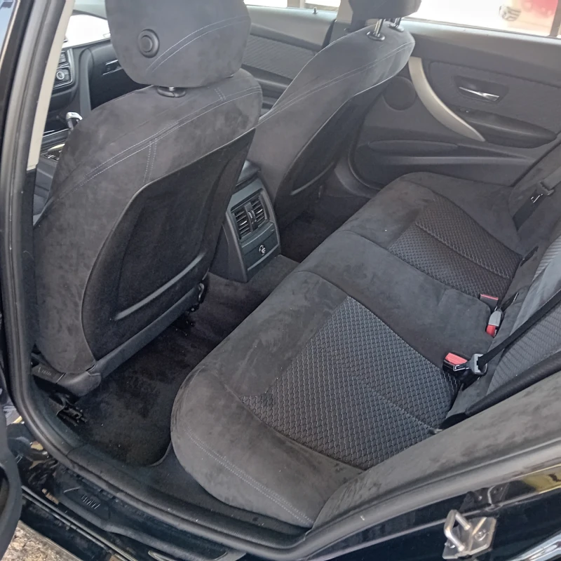 BMW 320 xDrive !!!!!!! Уникат !!!!, снимка 9 - Автомобили и джипове - 51512492