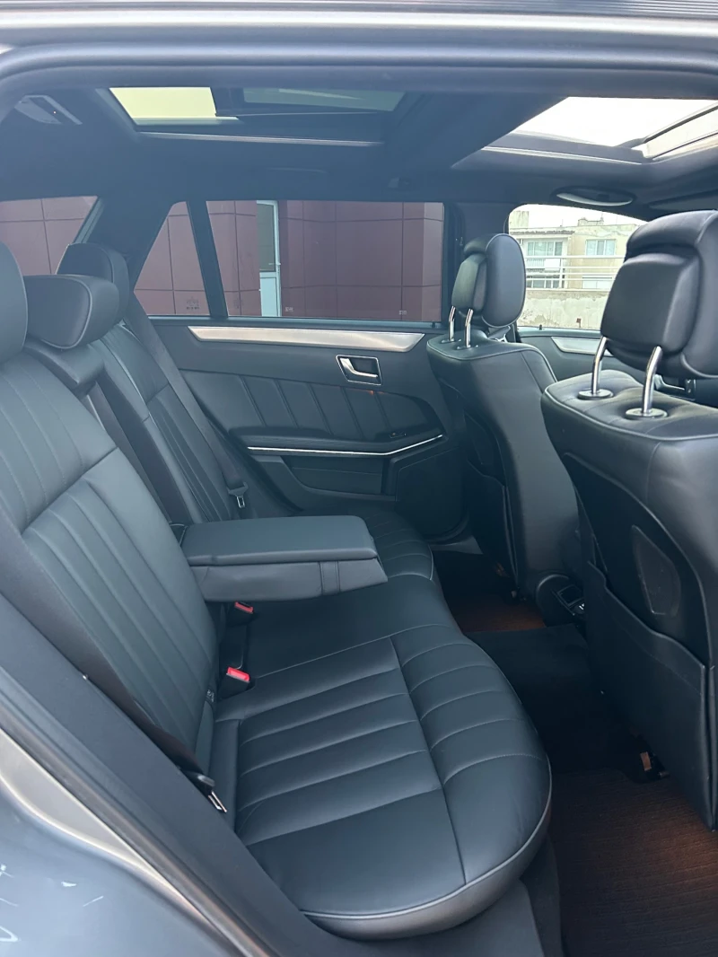 Mercedes-Benz E 300 CDI // LED // AVANTGARDE //Панорама // Обдухване, снимка 11 - Автомобили и джипове - 52634327