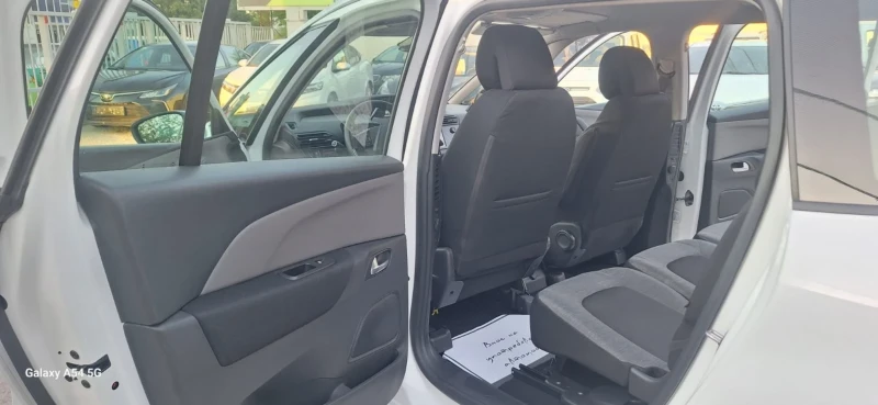 Citroen Grand C4 Picasso C4 SPACETOURER 1.5HDI* AUTO* 7 МЕСТА* НАВИ* ЕКСТРИ, снимка 13 - Автомобили и джипове - 51457646