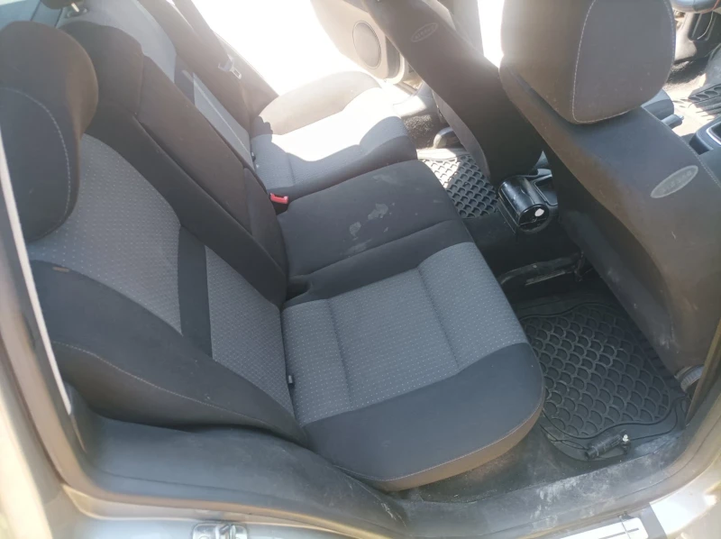 VW Golf, снимка 14 - Автомобили и джипове - 52575730