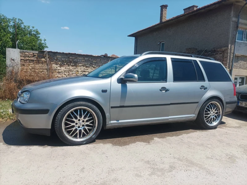 VW Golf, снимка 2 - Автомобили и джипове - 52575730