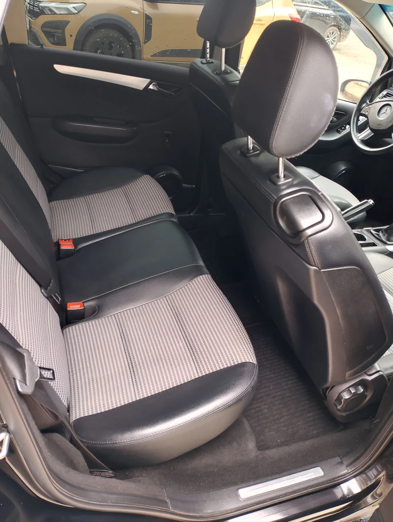 Mercedes-Benz B 200 sport ! , снимка 7 - Автомобили и джипове - 53478029