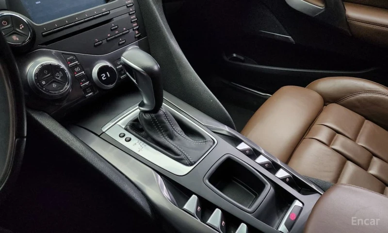 DS DS 5, снимка 9 - Автомобили и джипове - 53536360