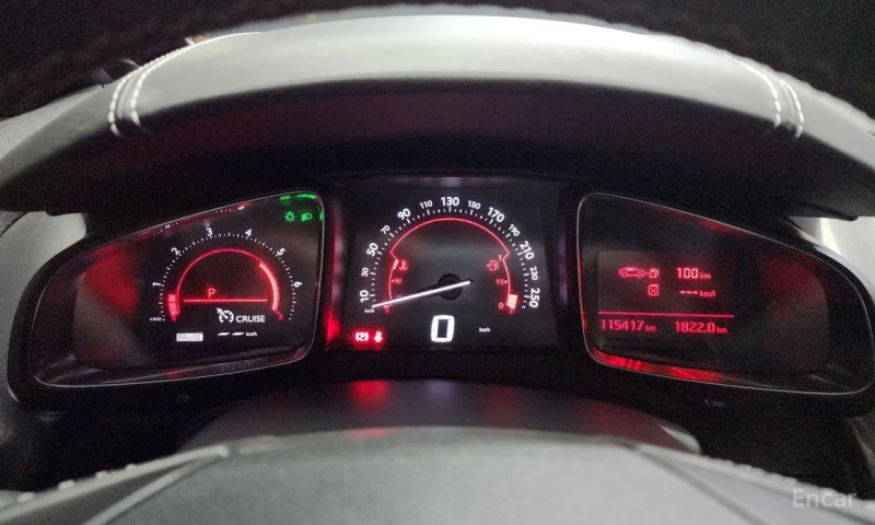 DS DS 5, снимка 8 - Автомобили и джипове - 53536360