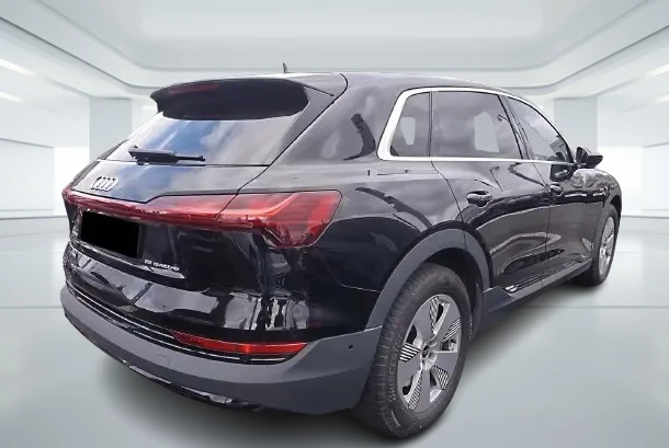 Audi E-Tron 55 Quattro = S-line = Гаранция - изображение 2