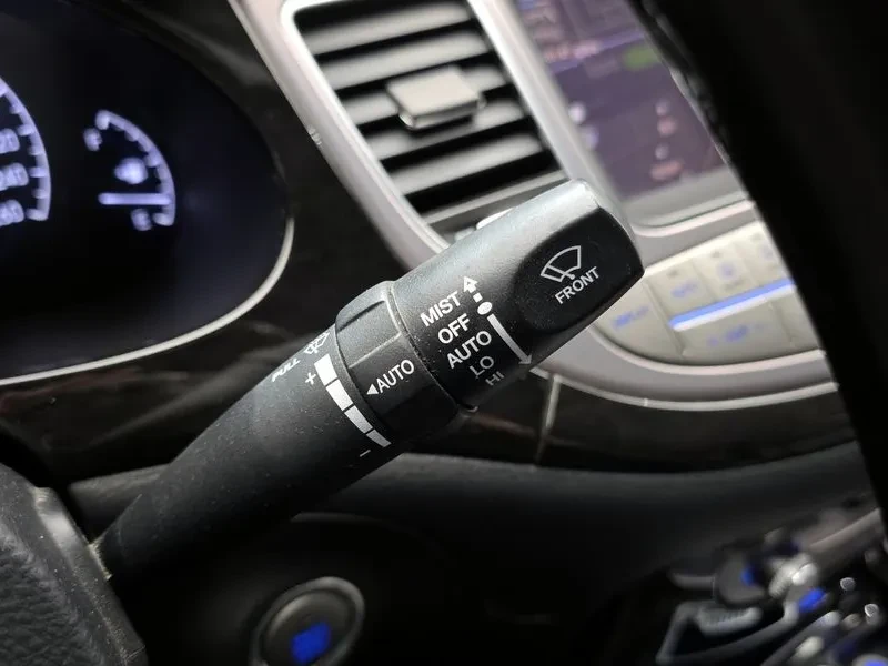 Hyundai Genesis 3.3, снимка 16 - Автомобили и джипове - 54618163