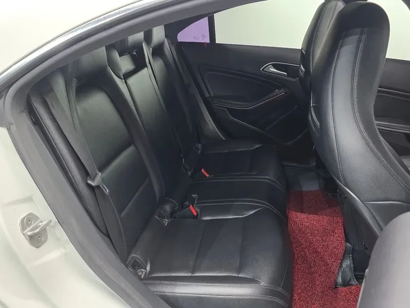 Mercedes-Benz CLA 200 CDI 4MATIC, снимка 12 - Автомобили и джипове - 55097018