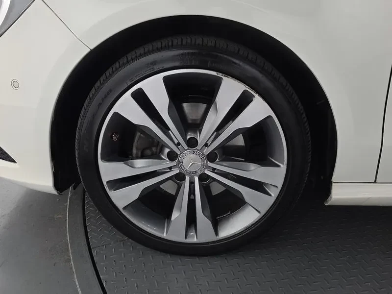 Mercedes-Benz CLA 200 CDI 4MATIC, снимка 5 - Автомобили и джипове - 55097018