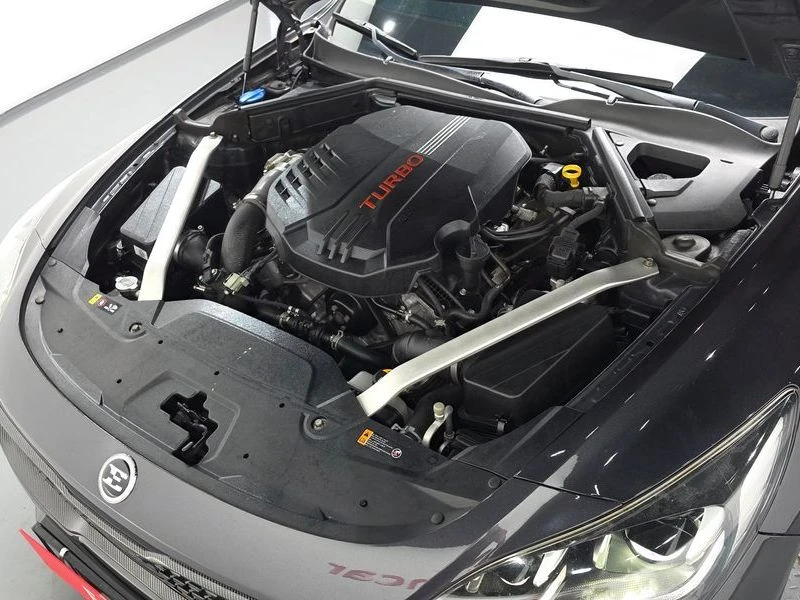 Kia Stinger 3.3 Turbo AWD| 370к.с., снимка 6 - Автомобили и джипове - 56170106