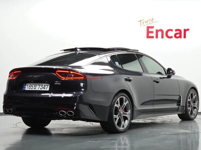 Kia Stinger 3.3 Turbo AWD| 370к.с., снимка 2 - Автомобили и джипове - 56170106