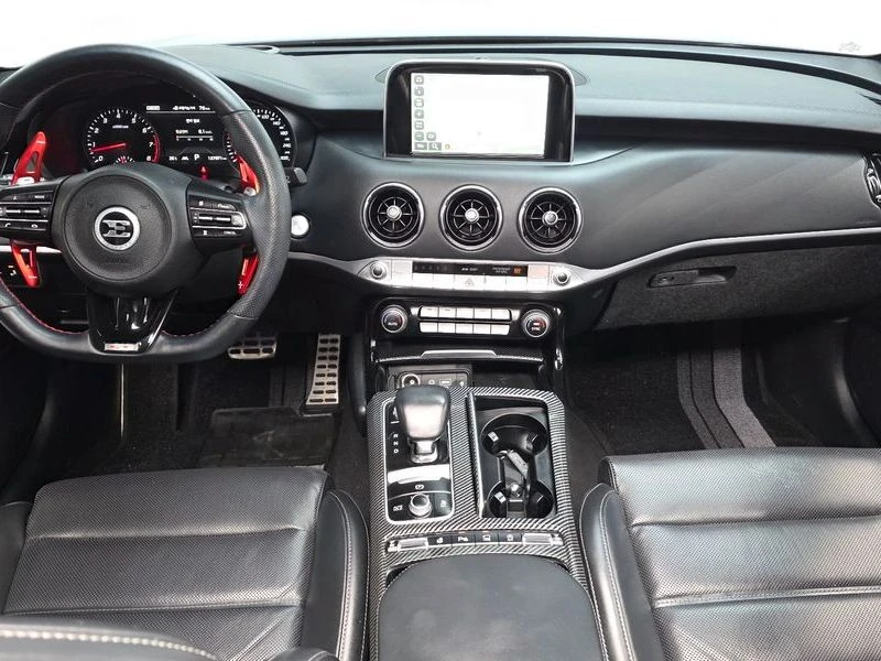 Kia Stinger 3.3 Turbo AWD| 370к.с., снимка 7 - Автомобили и джипове - 56170106