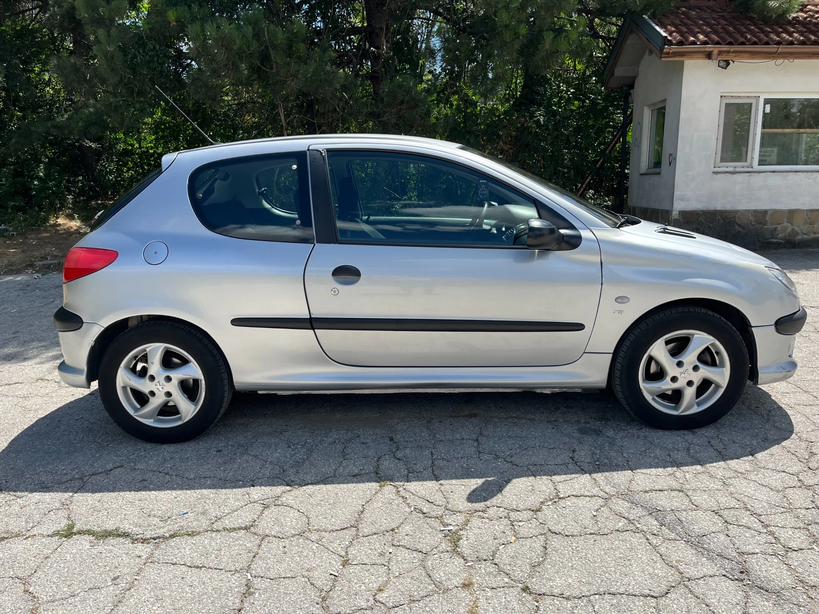 Peugeot 206 1.6i - изображение 4