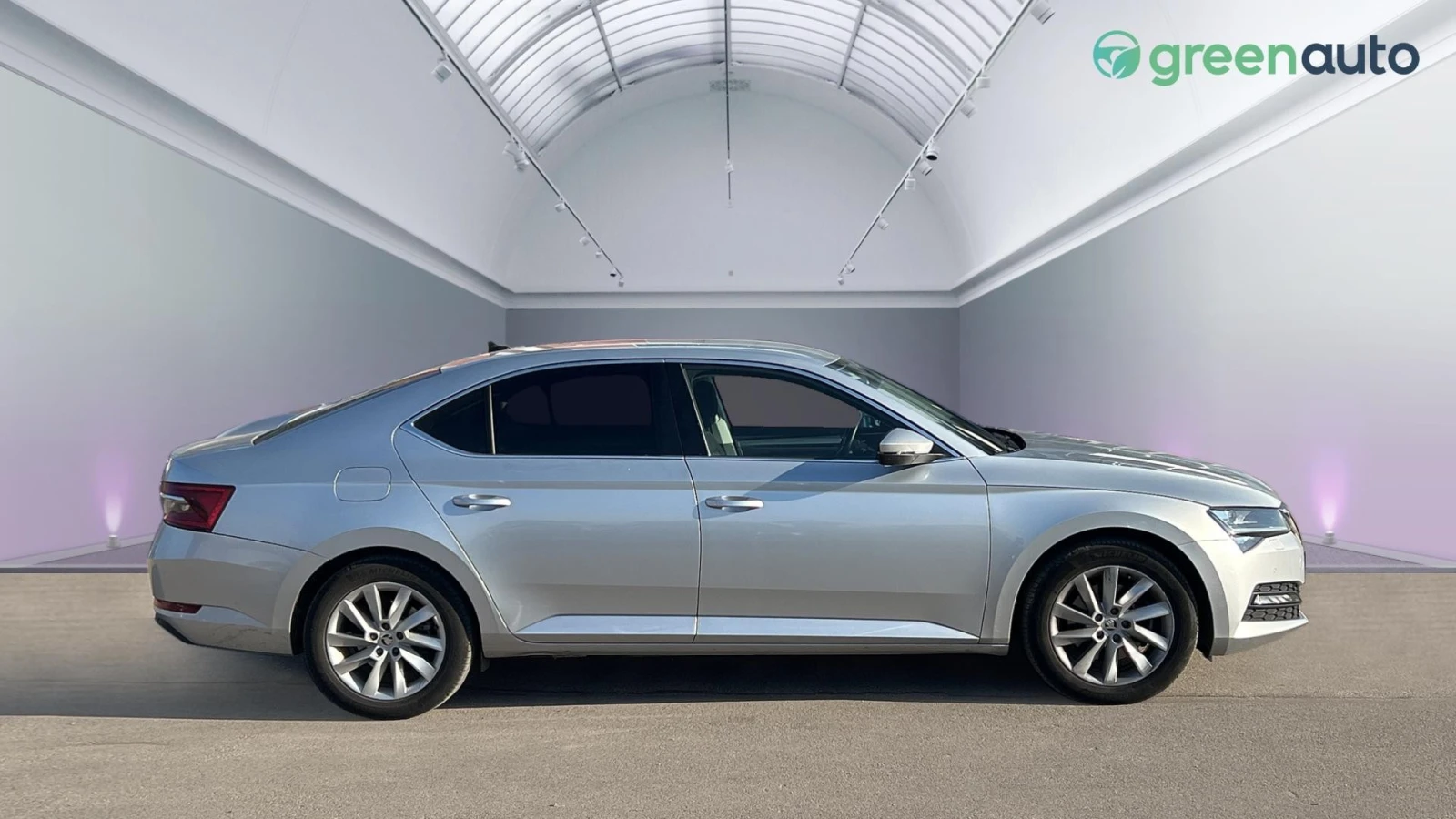 Skoda Superb 2.0 TDi DSG - изображение 3