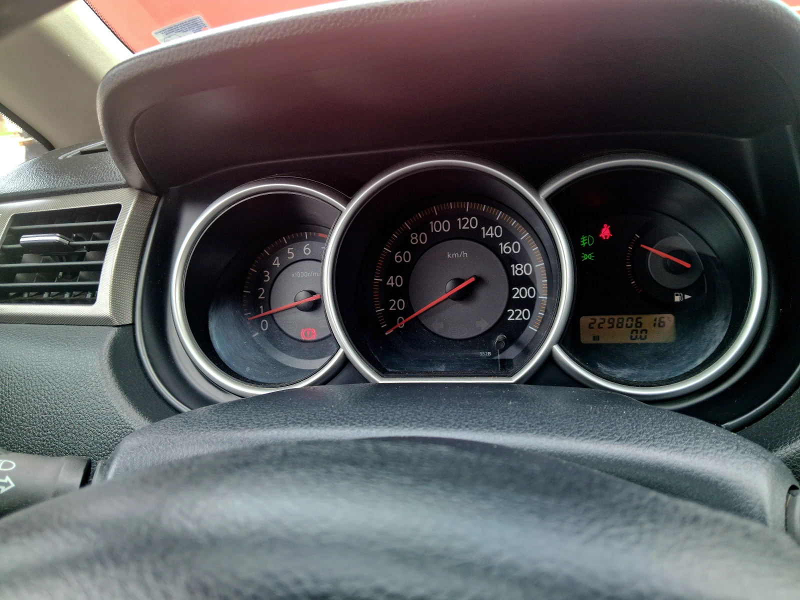 Nissan Tiida | Mobile.bg   12