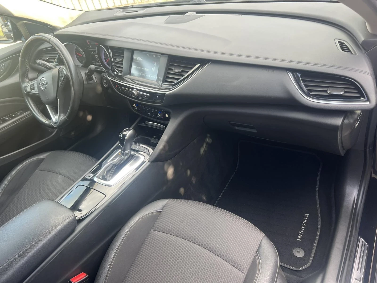Opel Insignia 2.0 170 автомат - изображение 6