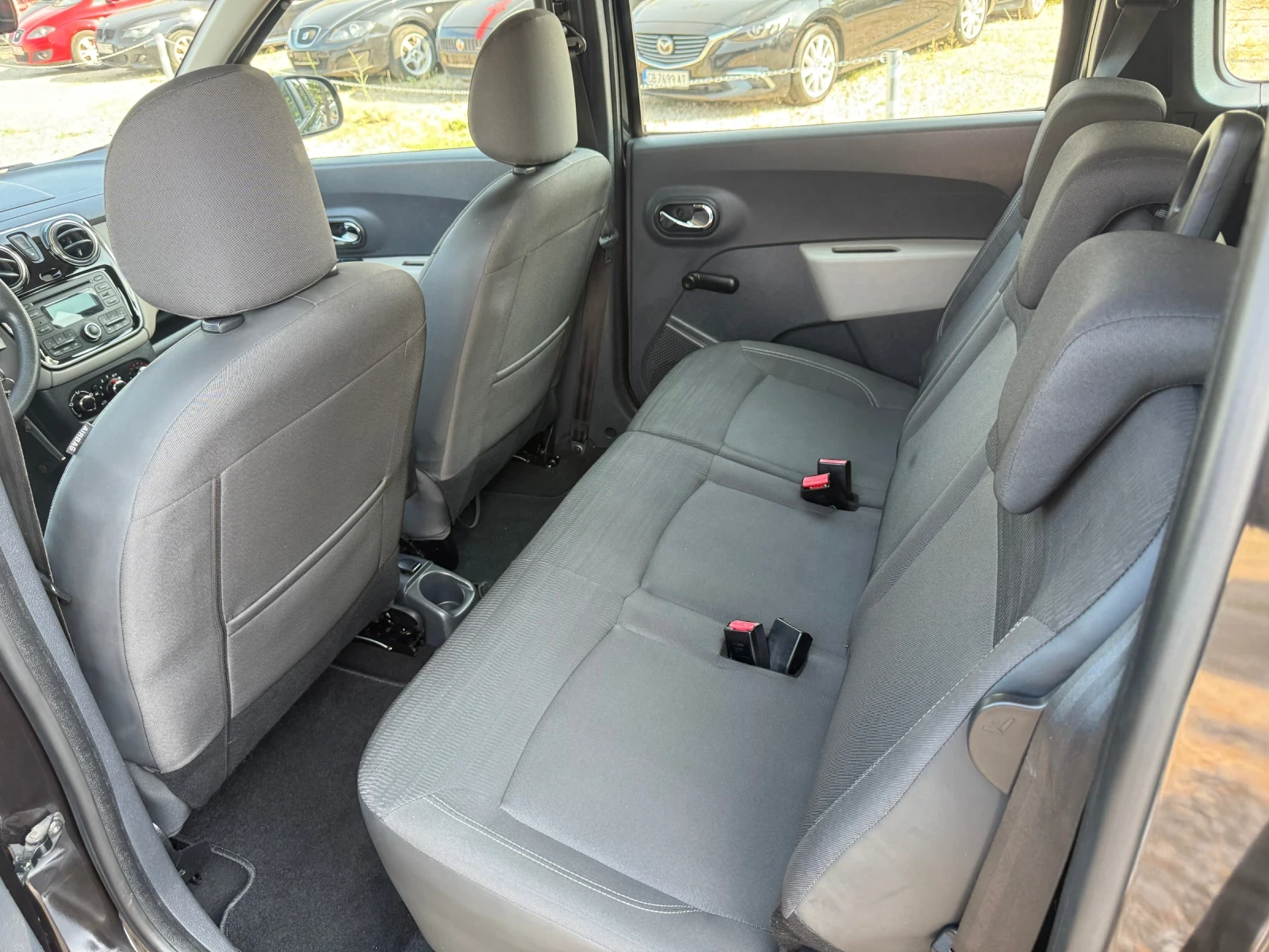 Dacia Lodgy 1.5dCi 155000km * * СЕРВИЗНА ИСТОРИЯ* *  - изображение 10
