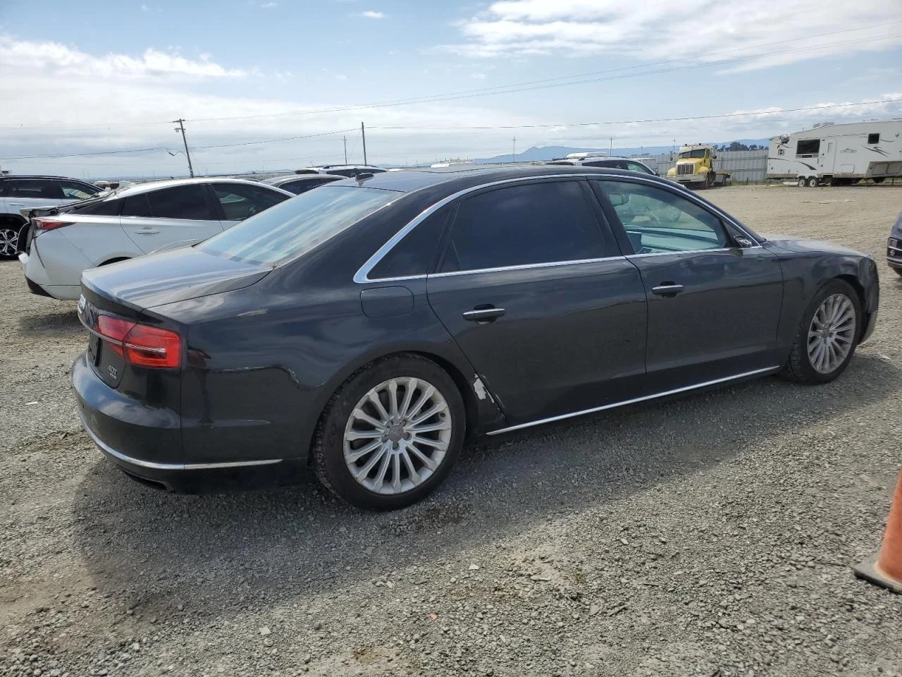 Audi A8 L QUATTRO* 4.0 T* Бензин*  - изображение 2
