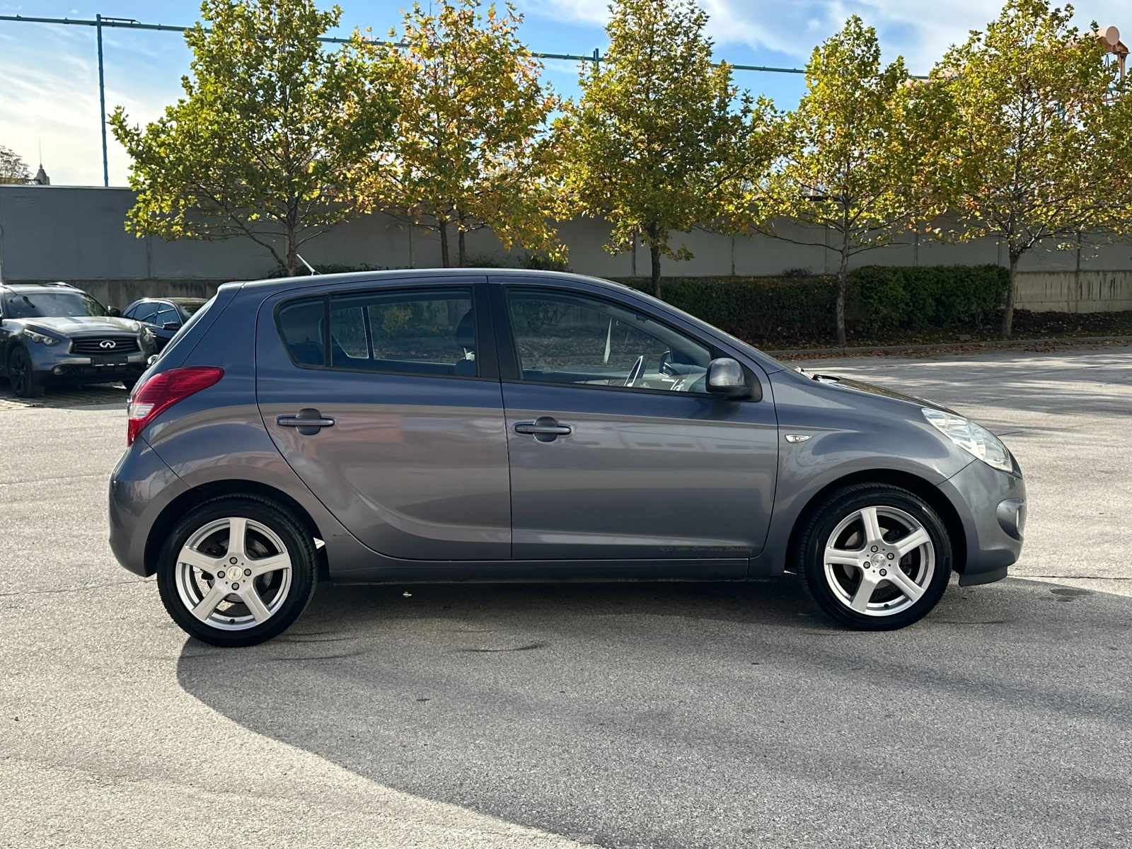 Hyundai I20  6 !/1.2i 78 ..   | Mobile.bg   5