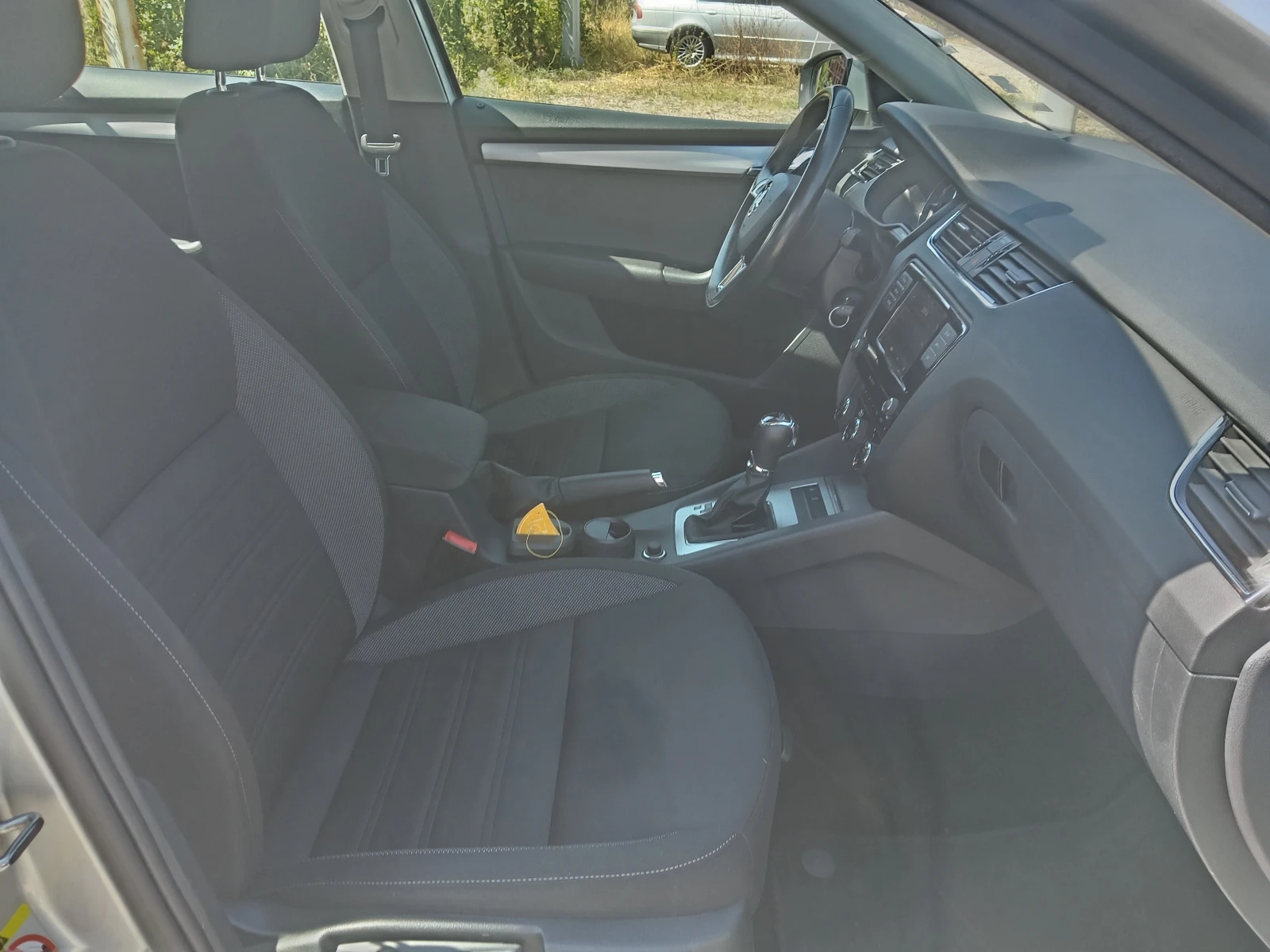 Skoda Octavia 1.5 TSI DSG - изображение 8